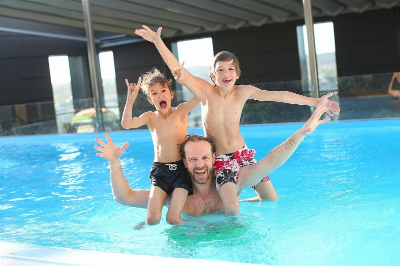 Bombas de Calor: Calentamiento Eficiente para Agua de Piscinas