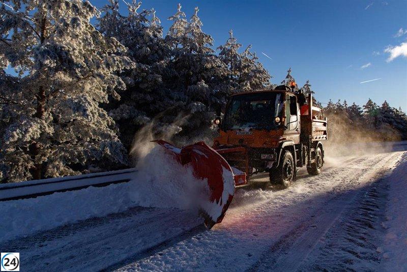 DGT insta a la precaución por nevadas en la zona central de España que impactarán las autopistas A1, A2, AP-6, A-15 y A-11.