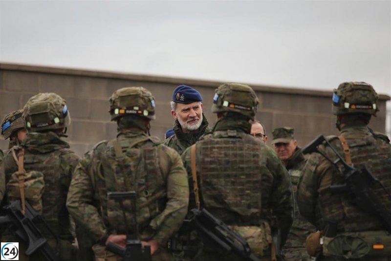 El Rey expresa su respaldo a los soldados ucranianos en la Academia de Infantería de Toledo.