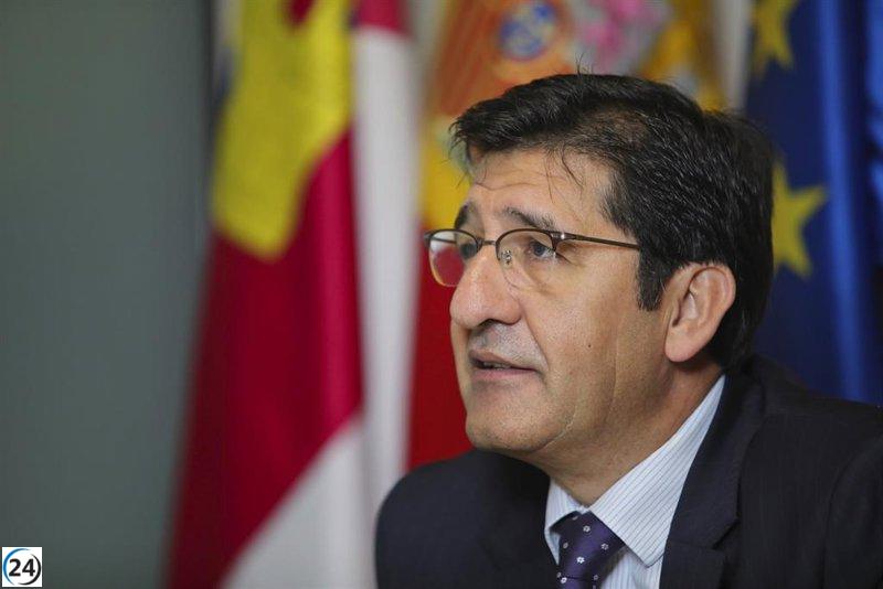 Junta reclama a Puente que el AVE a Jaén incluya municipios de CLM, recordando promesas pasadas.