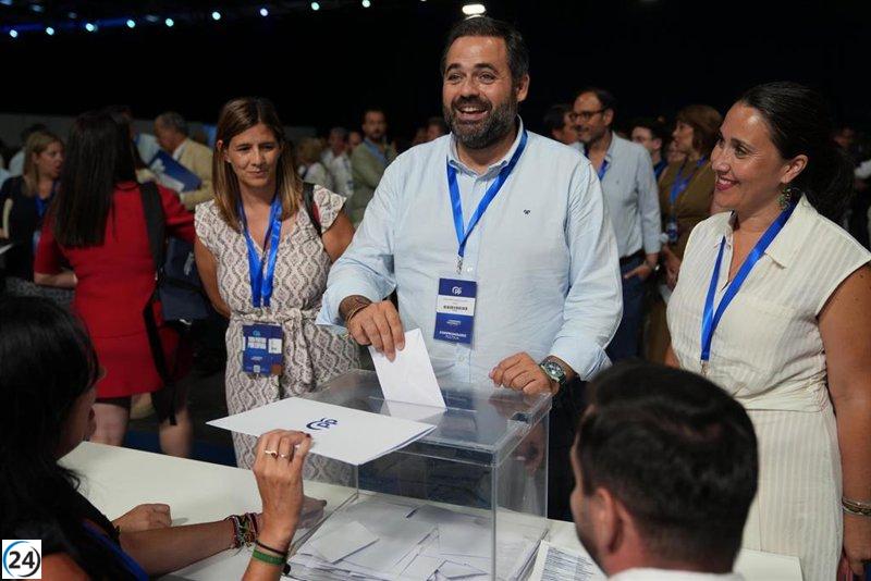 Núñez apoya a Feijóo para desalojar a Sánchez, mientras Page y el presidente chocan.