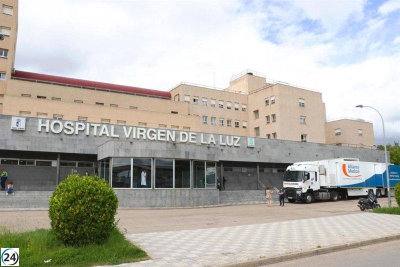 Trabajador lesionado en Cuenca por contacto con sosa cáustica en el ojo.