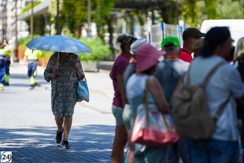 La AEMET extiende el aviso de ola de calor en España, salvo en el Cantábrico y Canarias, hasta el domingo.