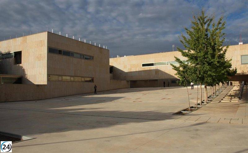 Sindicatos de la educación privada critican el cierre al diálogo de la Junta y organizan protesta para el 9 de octubre.