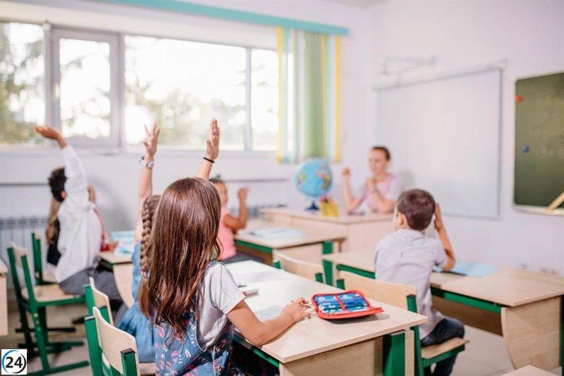 Avance hacia la gratuidad educativa: más becas, escuelas rurales y docentes en el horizonte del curso escolar en C-LM.