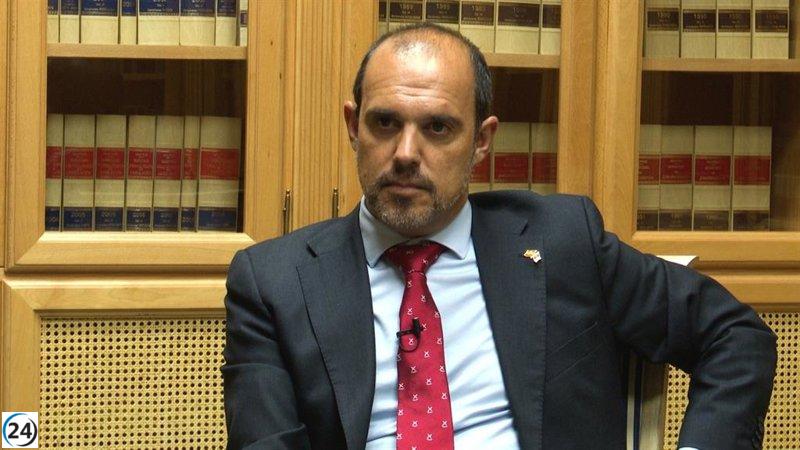 Bellido celebra el Día de la Democracia exigiendo respeto por las minorías y los derechos humanos.