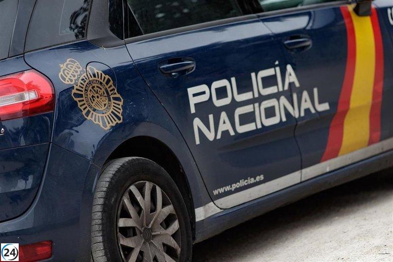 Un joven apuñalado en el cuello en plena calle de Cuenca.