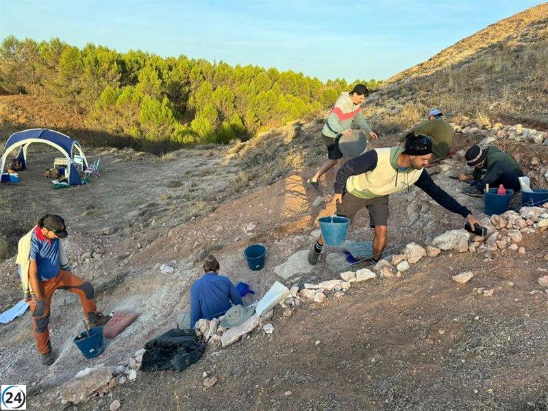 Descubren en Carrascosa del Campo 200 fósiles de mamíferos que revelan el cambio climático de hace 30 millones de años.