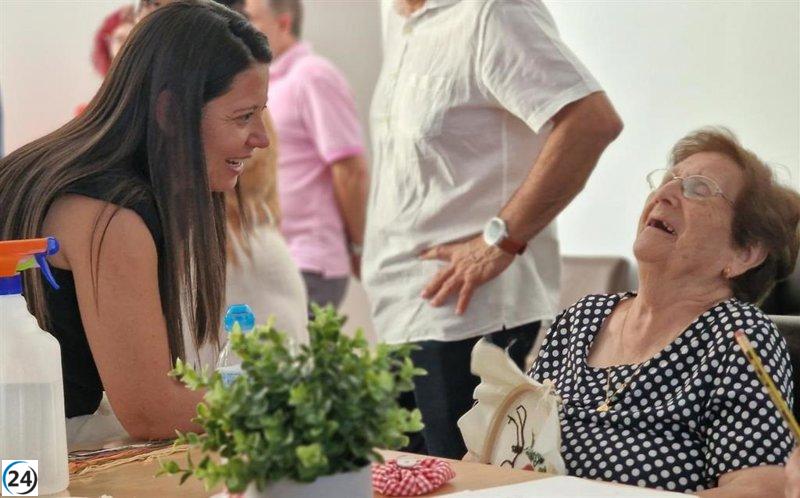 Castilla-La Mancha invierte más de 17 millones en apoyo a la atención de personas mayores en sus municipios.
