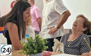 Castilla-La Mancha invierte más de 17 millones en apoyo a la atención de personas mayores en sus municipios.