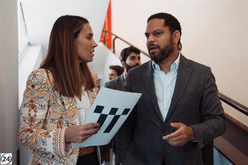 Garriga (Vox) afirma que Sánchez atenta contra los derechos de las mujeres al buscar cambios constitucionales sobre el aborto.