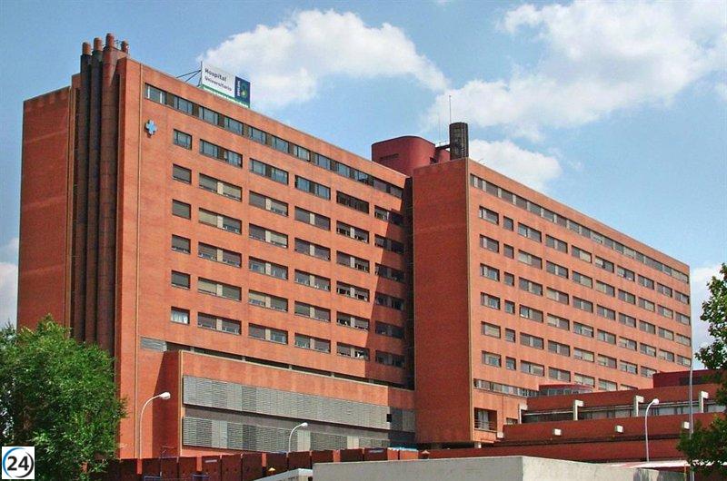 Un hombre de 45 años herido por un accidente laboral en Guadalajara es llevado al hospital.