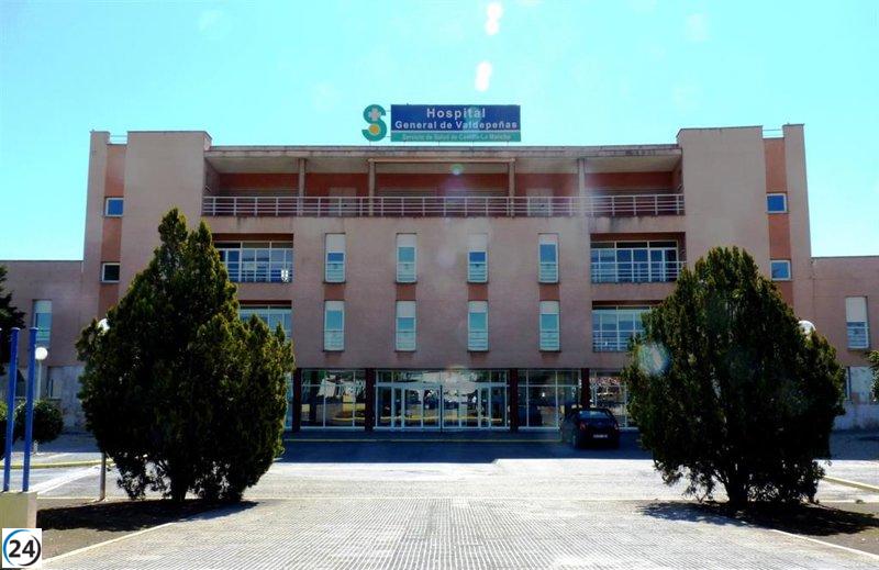 Un trabajador resulta herido tras caer desde una altura de tres metros en Valdepeñas.