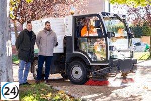 Guadalajara implementa un programa de recolección de hojas debido a la caída prematura provocada por la sequía.