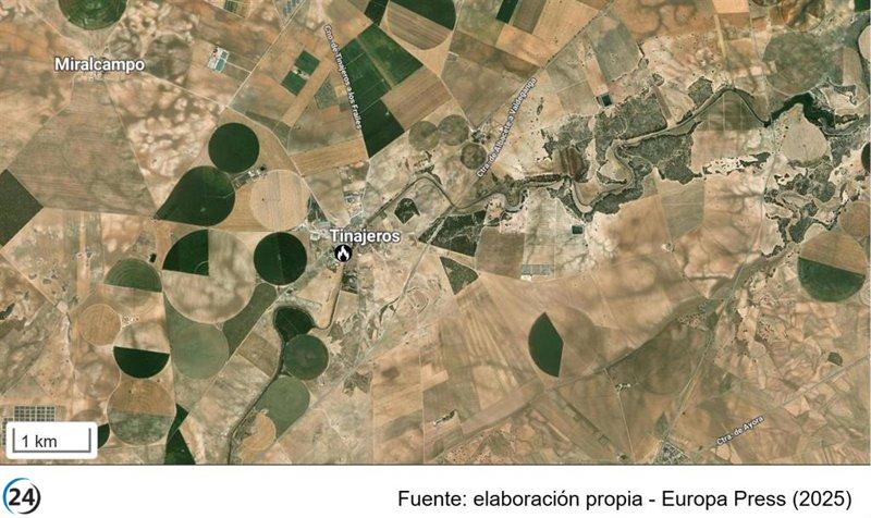 Incendio en Tinajeros deja a un hombre con problemas respiratorios por humo.