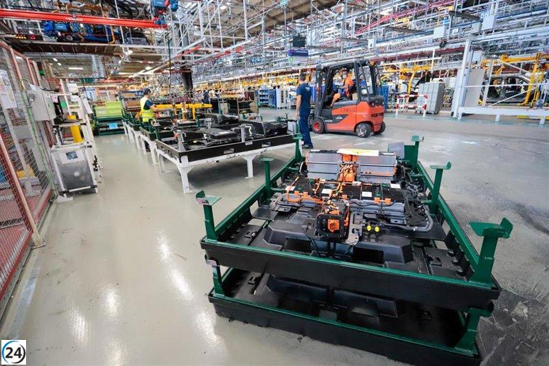 C-LM registra un aumento del 1,7% en la facturación industrial en octubre, alineándose con la tendencia nacional.