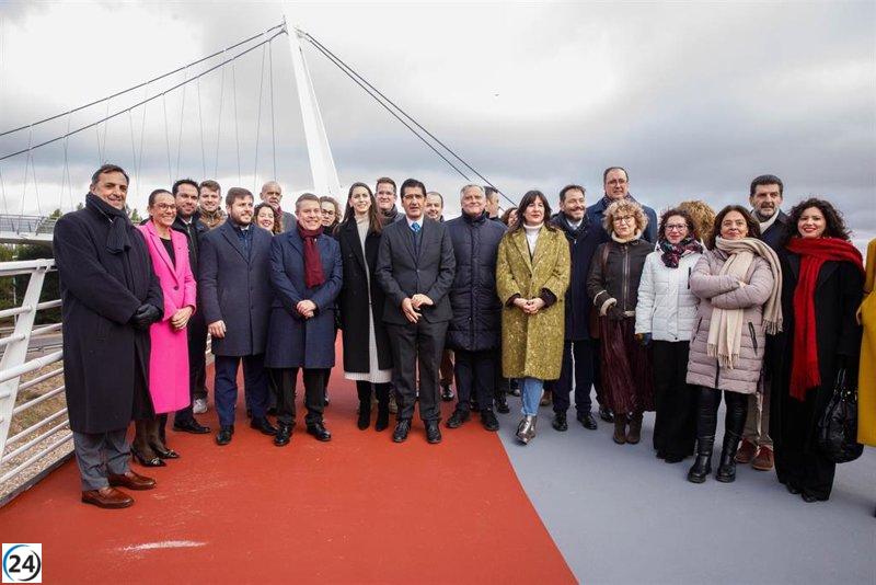 Ciudad Real y Miguelturra conectan sus comunidades con una nueva pasarela peatonal y ciclista.