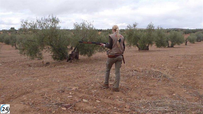 La nueva regulación sobre permisos de caza en cotos sociales de C-LM comienza a aplicarse este martes.