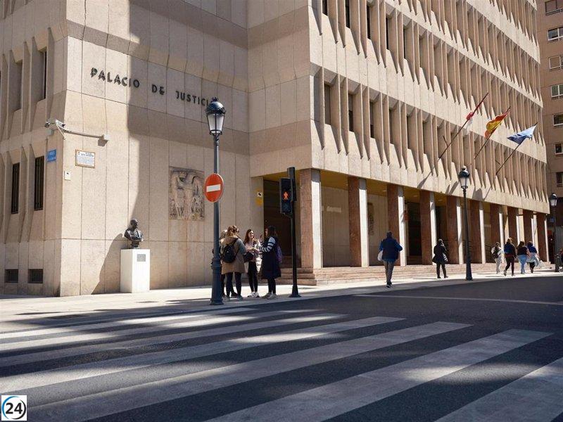 El sospechoso del homicidio de su esposa en Montemayor investigó las sanciones legales mientras se fugaba.