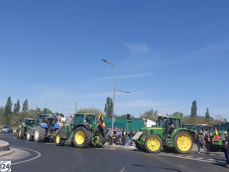 El campo de Guadalajara en peligro: protesta con tractorada y advertencia de hambruna.