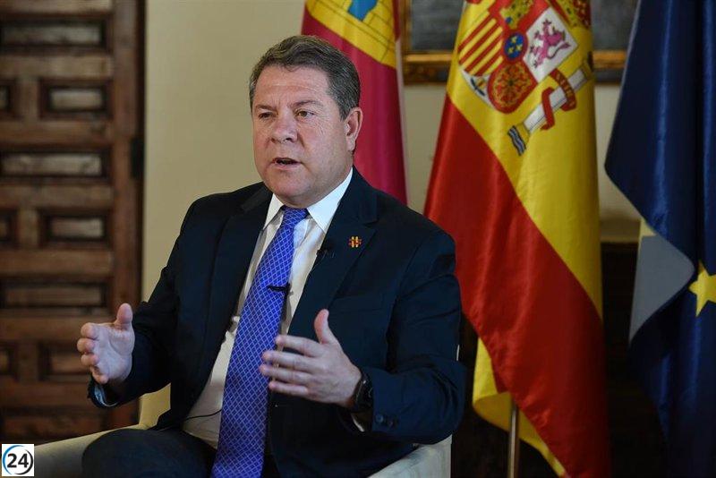 Page exige que se permita hacer campaña y se respete la clase política nacional.