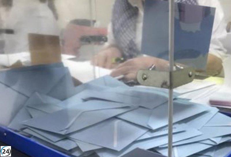 UCLM y RTVE prueban generación de noticias con IA en jornada electoral.