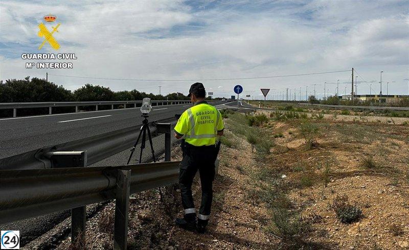 Se abre investigación a un conductor en Casas de Haro por manejar a 232 km/h bajo los efectos del alcohol