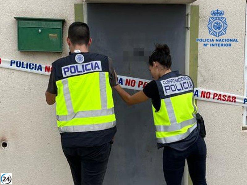 Detenidos tres individuos y confiscados dos cultivos de 690 plantas de cannabis en el polígono industrial de Yuncler.