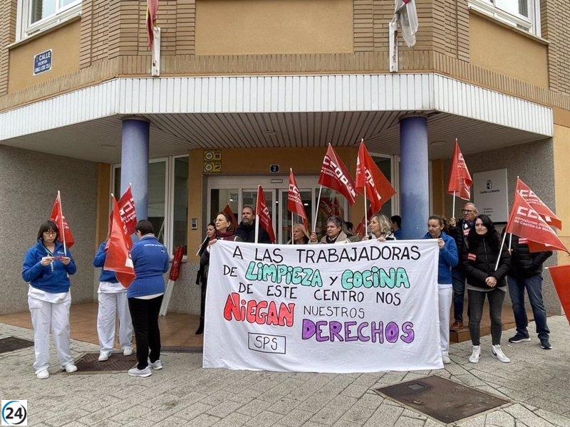 Empleadas de la residencia Alcabala de Albacete cesan actividades en protesta por supuestos 